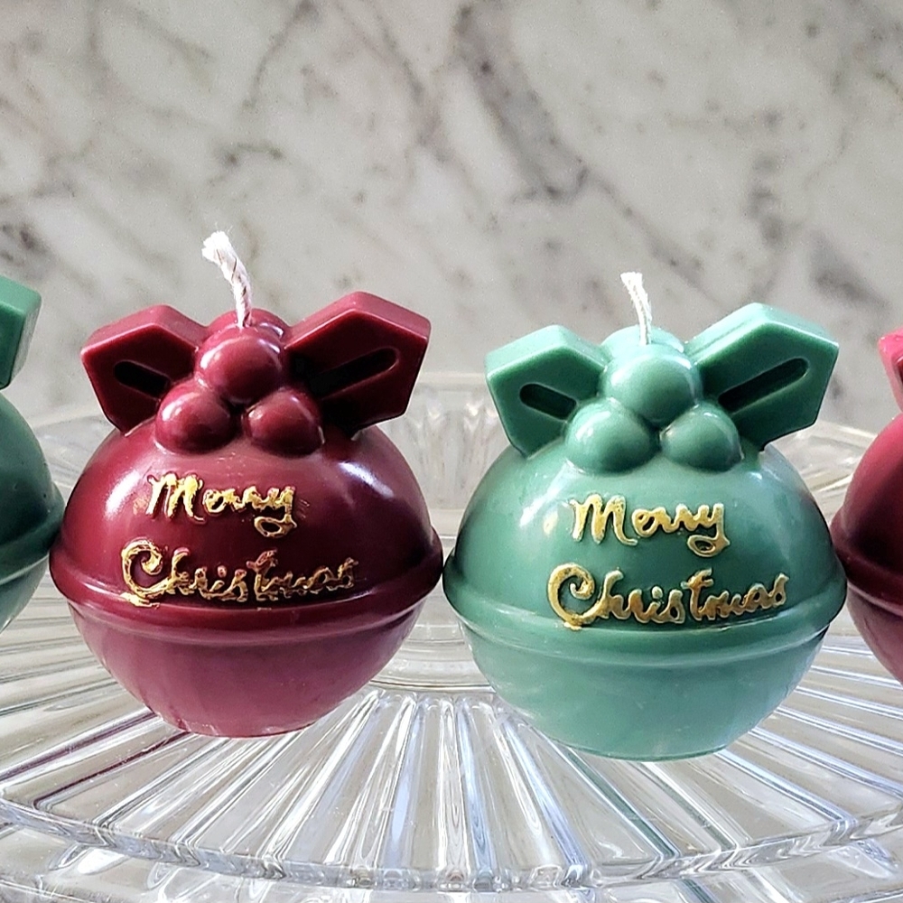Festive Holiday Ornament Set - Red and Green